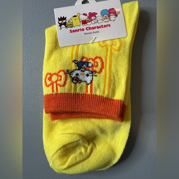 Sanrio Accessories - Sanrio hello kitty Yellow and Orange Socks